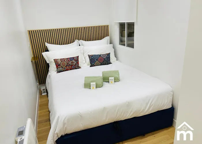 Marais Saint Paul By Melvane