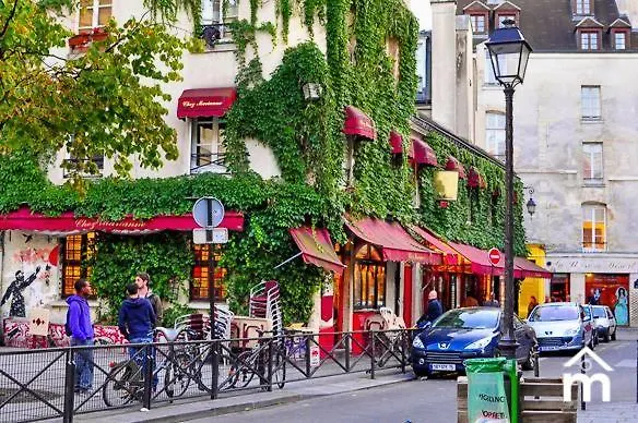 Marais Saint Paul By Melvane Paris