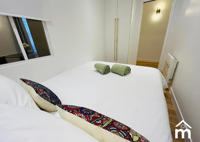 Marais Saint Paul By Melvane *