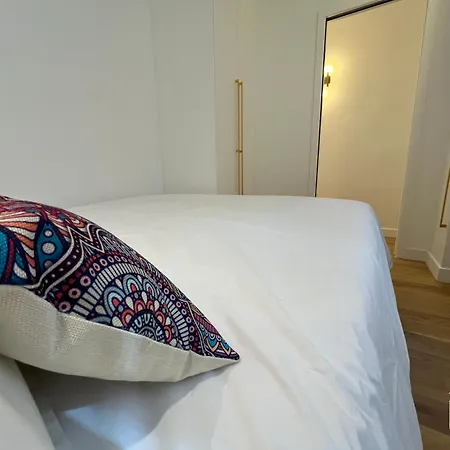 Marais Saint Paul By Melvane * Paris